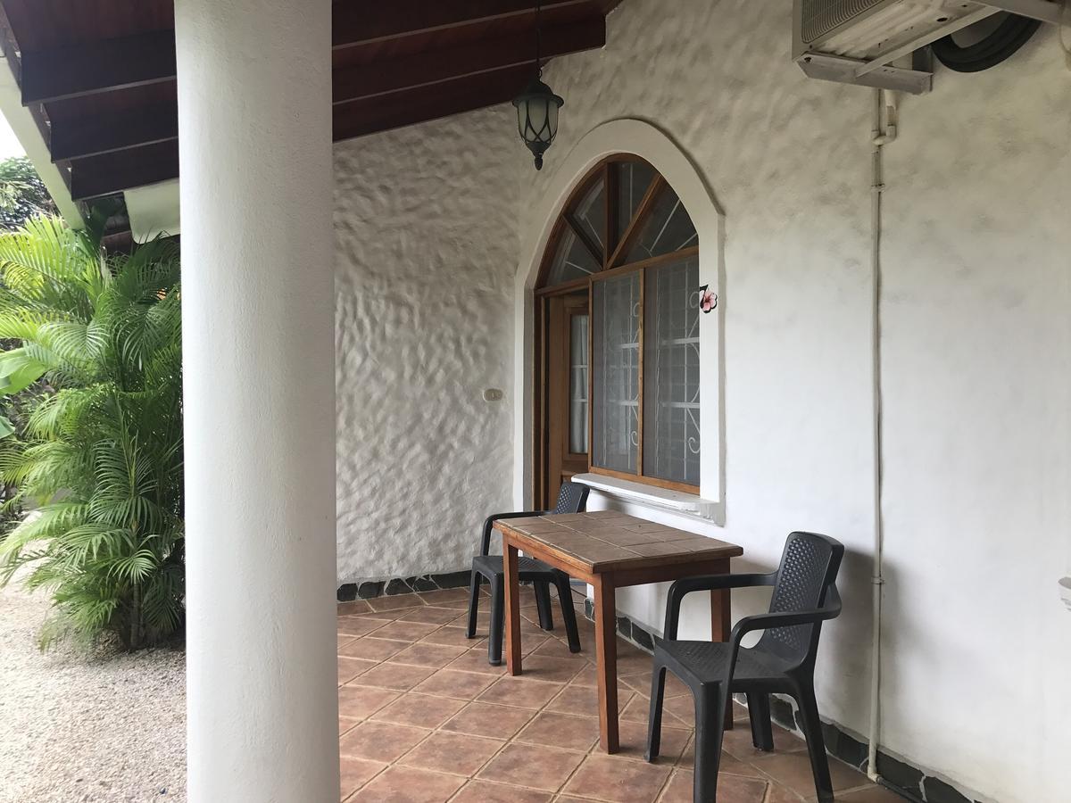 Hotel Flores (Adults Only) 타마린도 외부 사진